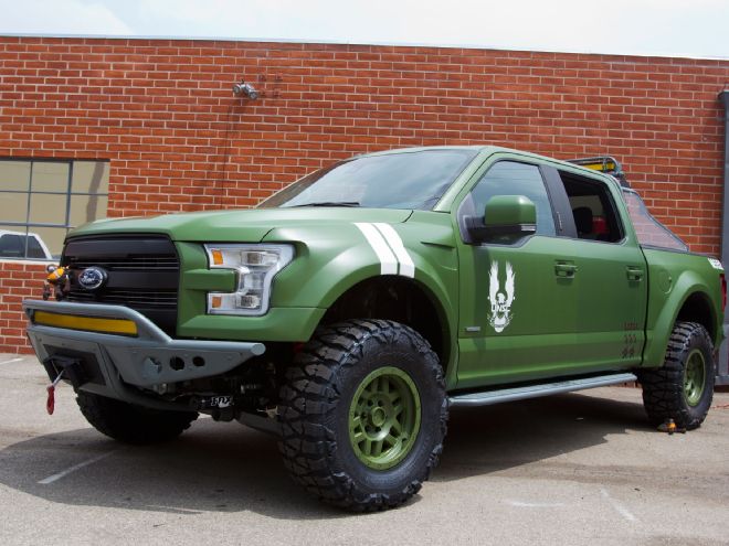 2015-ford-f150-halo-sandcat-left-front-angle.jpg