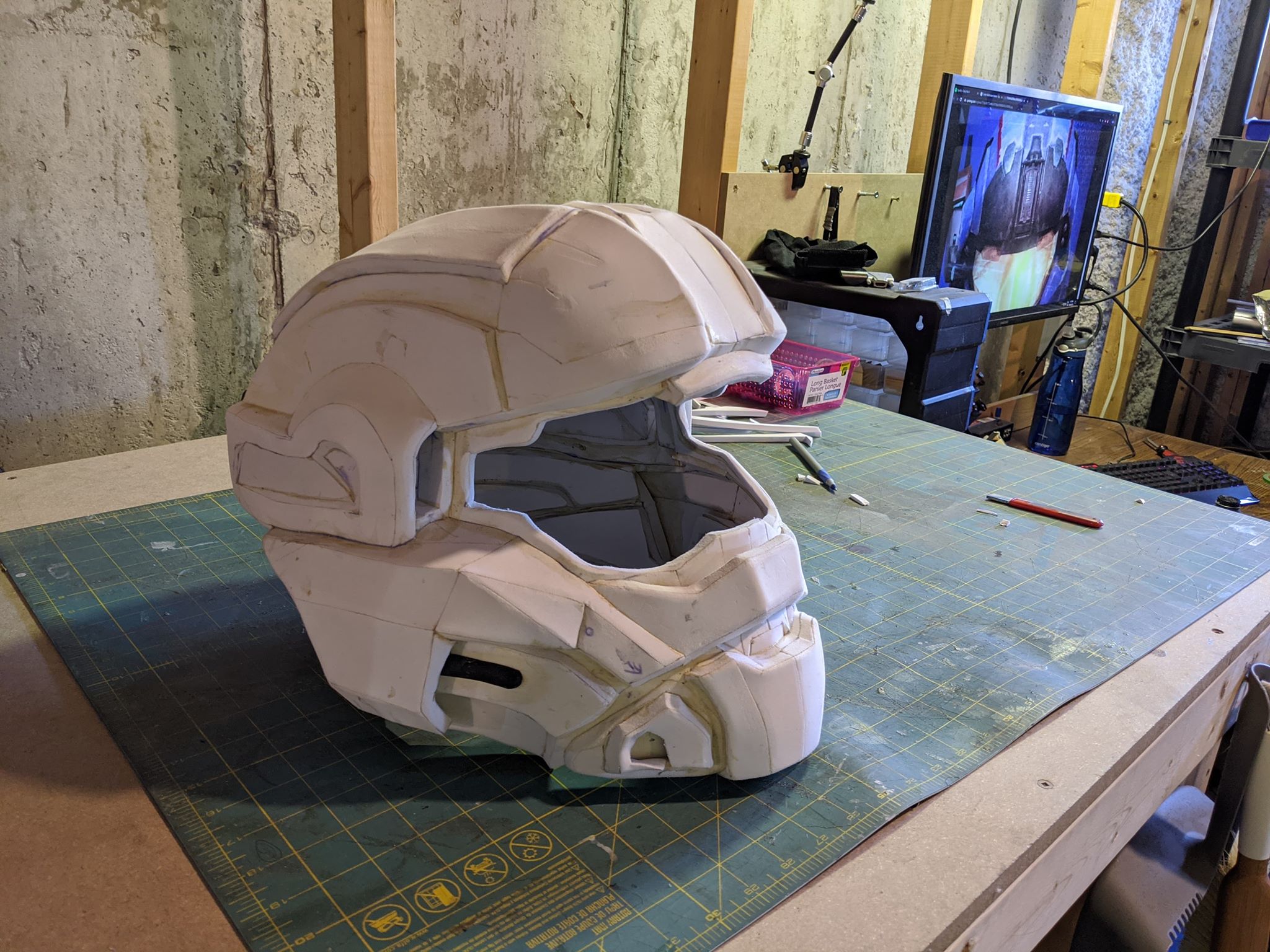 Dead space lvl 3 helmet.  Halo Costume and Prop Maker Community - 405th