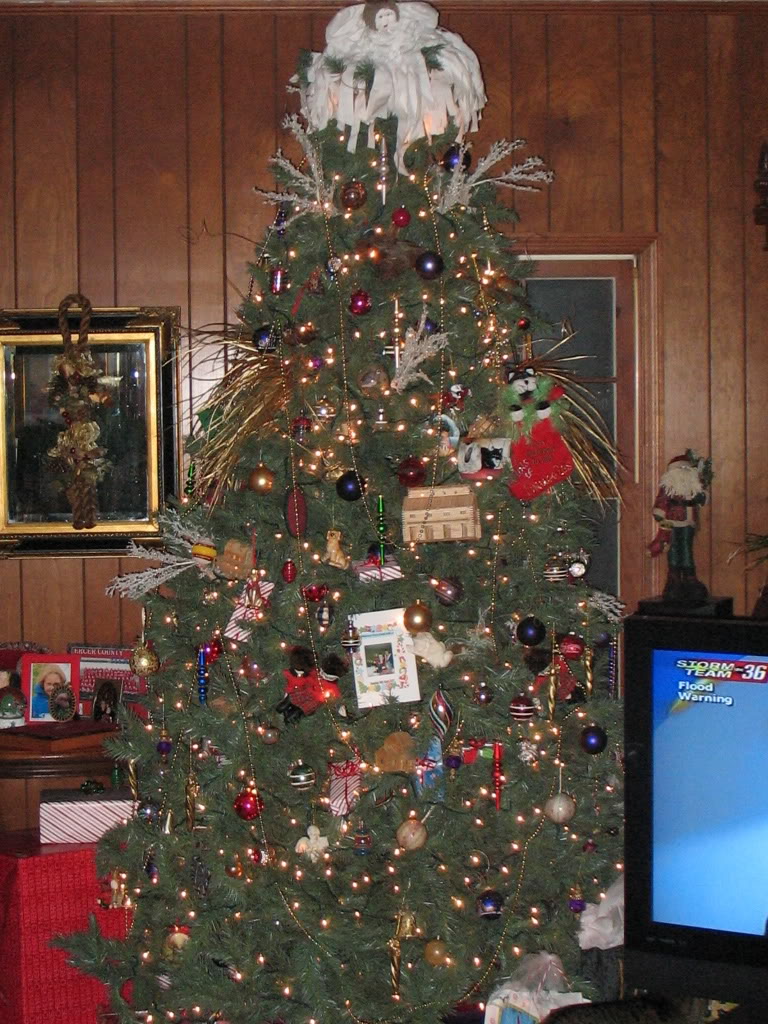 christmastree001.jpg