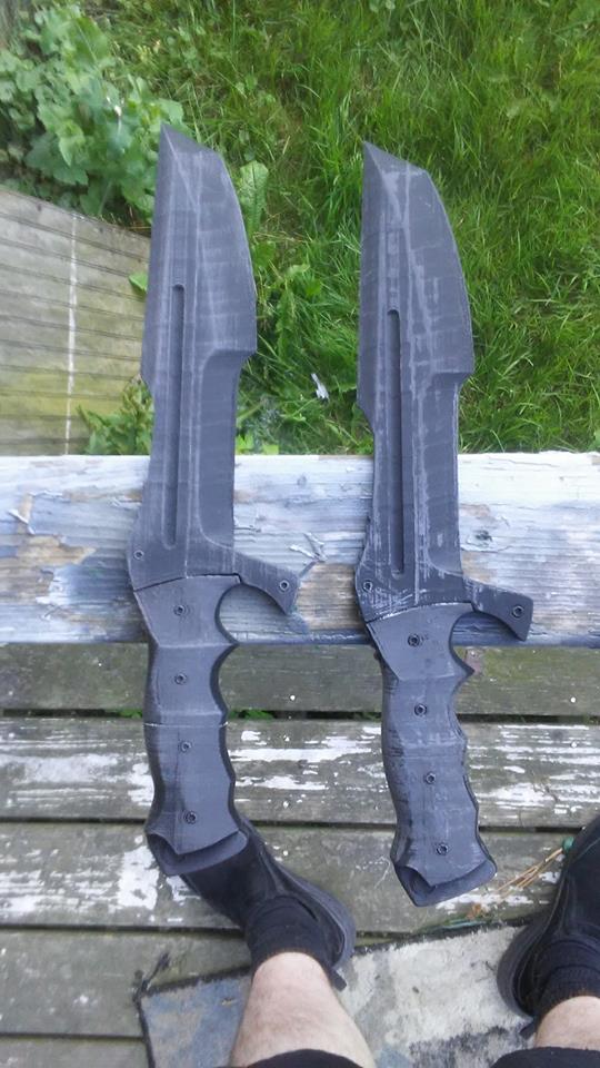 Combat Knives.jpg