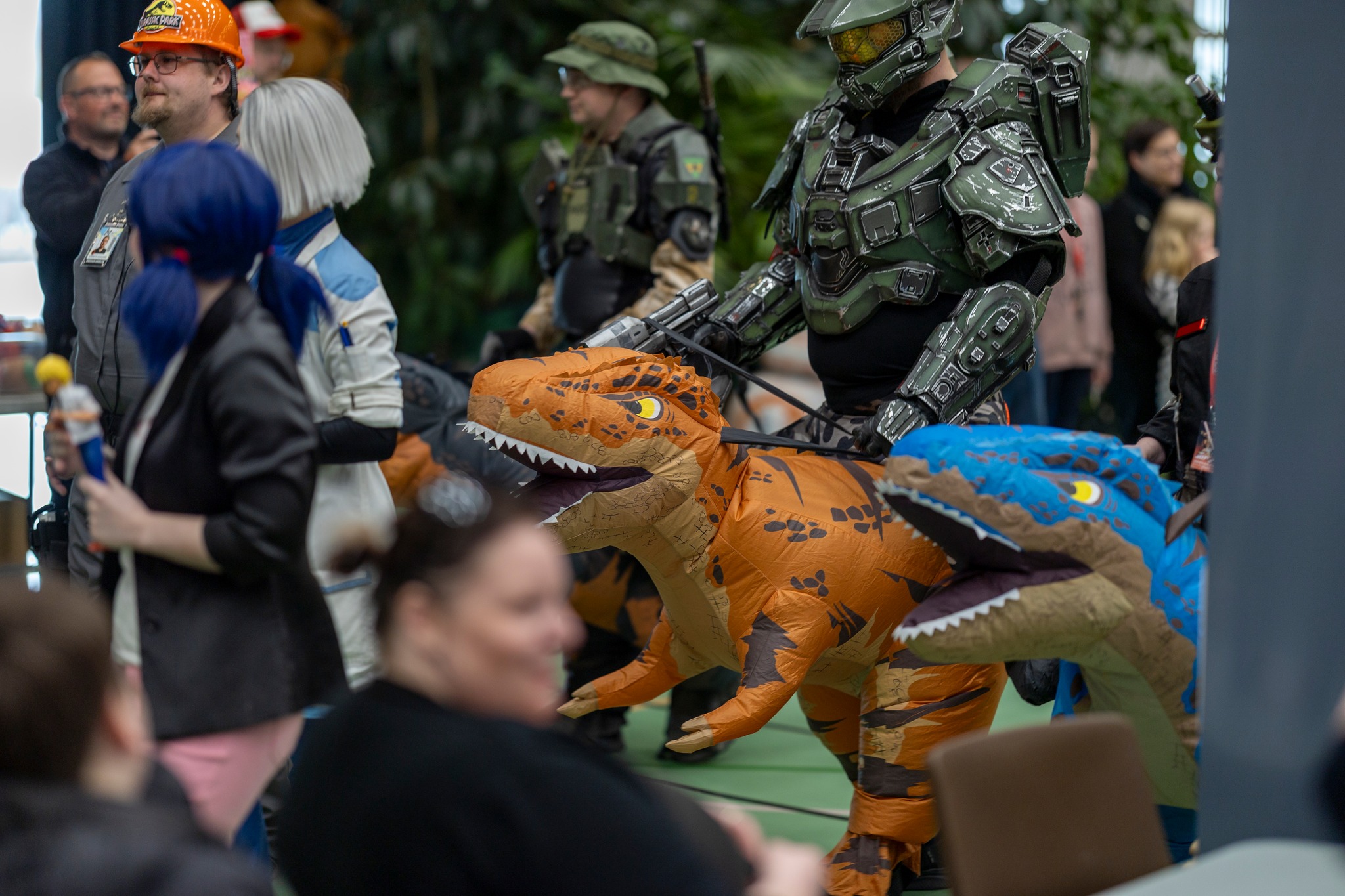 dino3.jpg