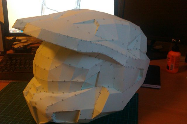 F8tR2owl.jpg