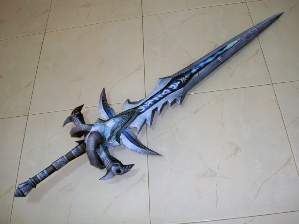 Frostmourne___WoW_by_Laitz1.jpg
