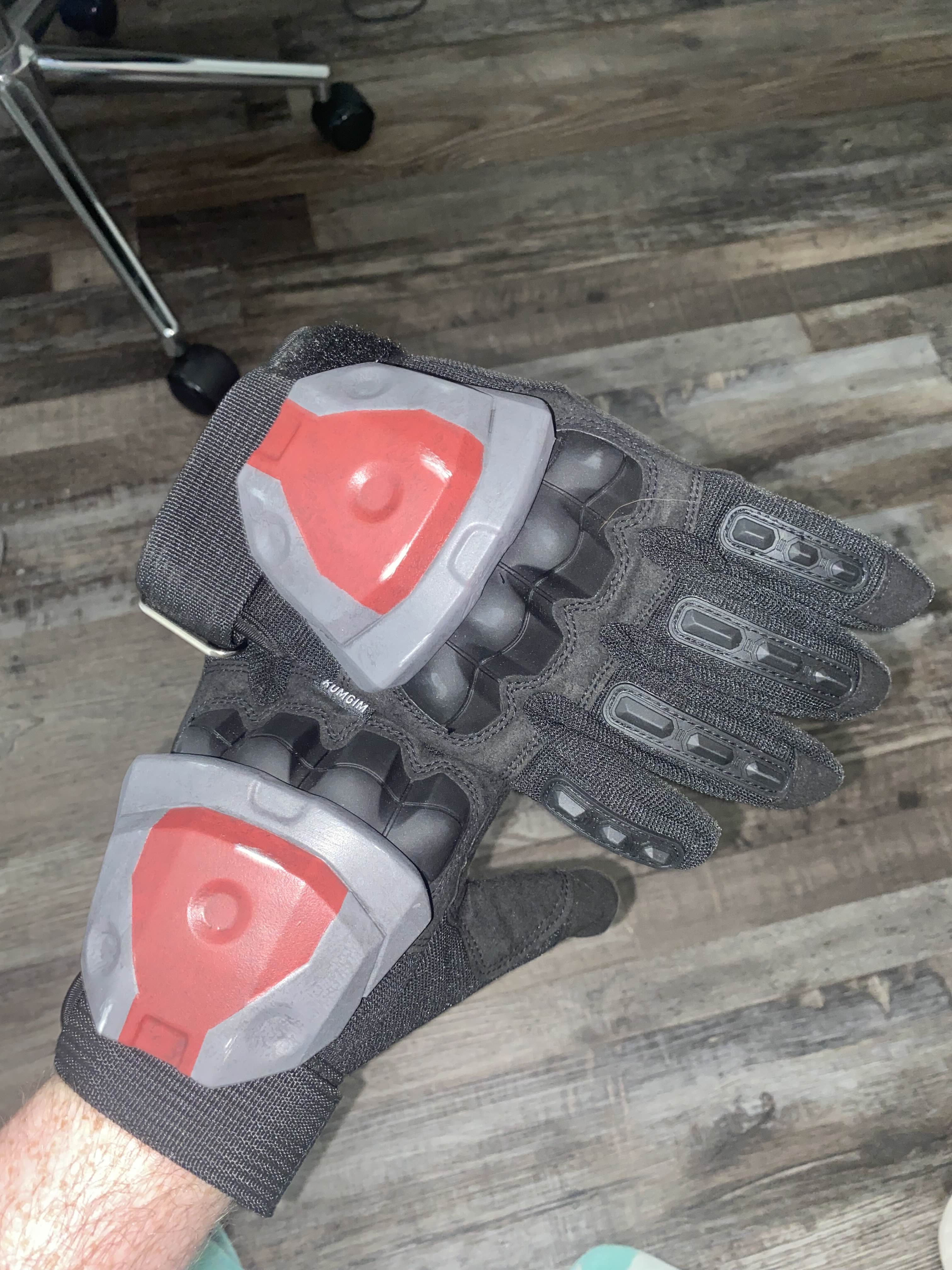 gloves.jpg