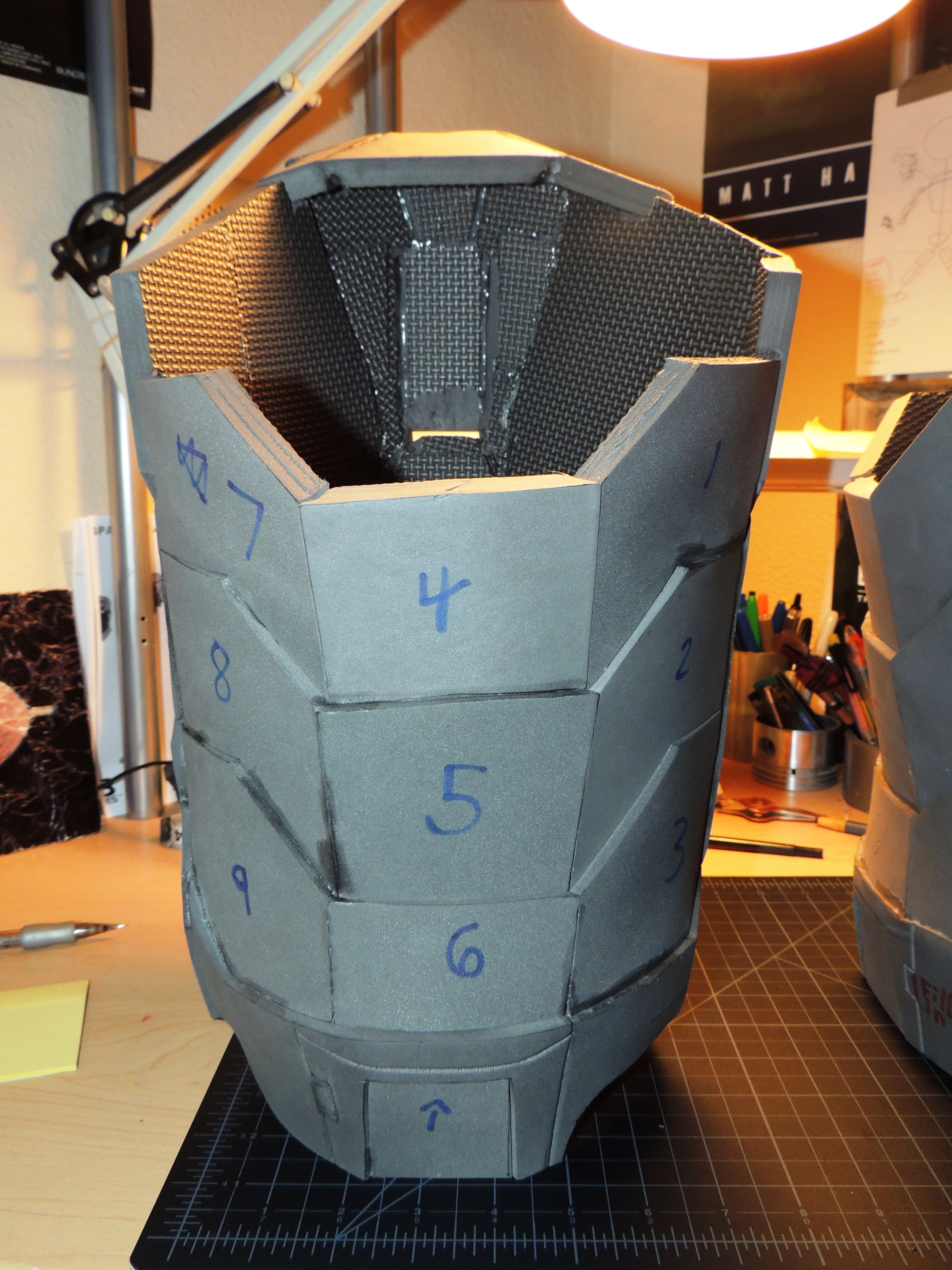 Halo Armor Thighs and Boots 004 HD.jpg