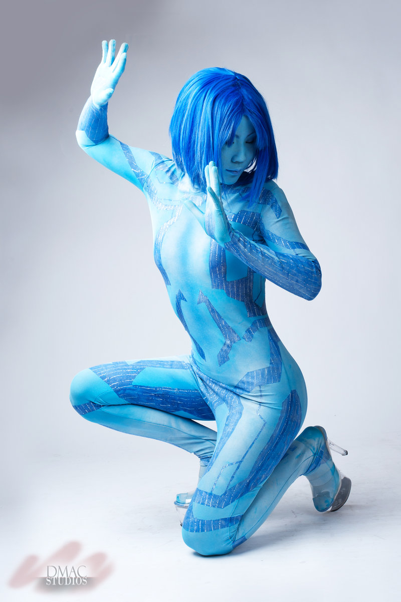 halo___cortana_17_by_hyokenseisou_cosplay-d4elmrd.jpg