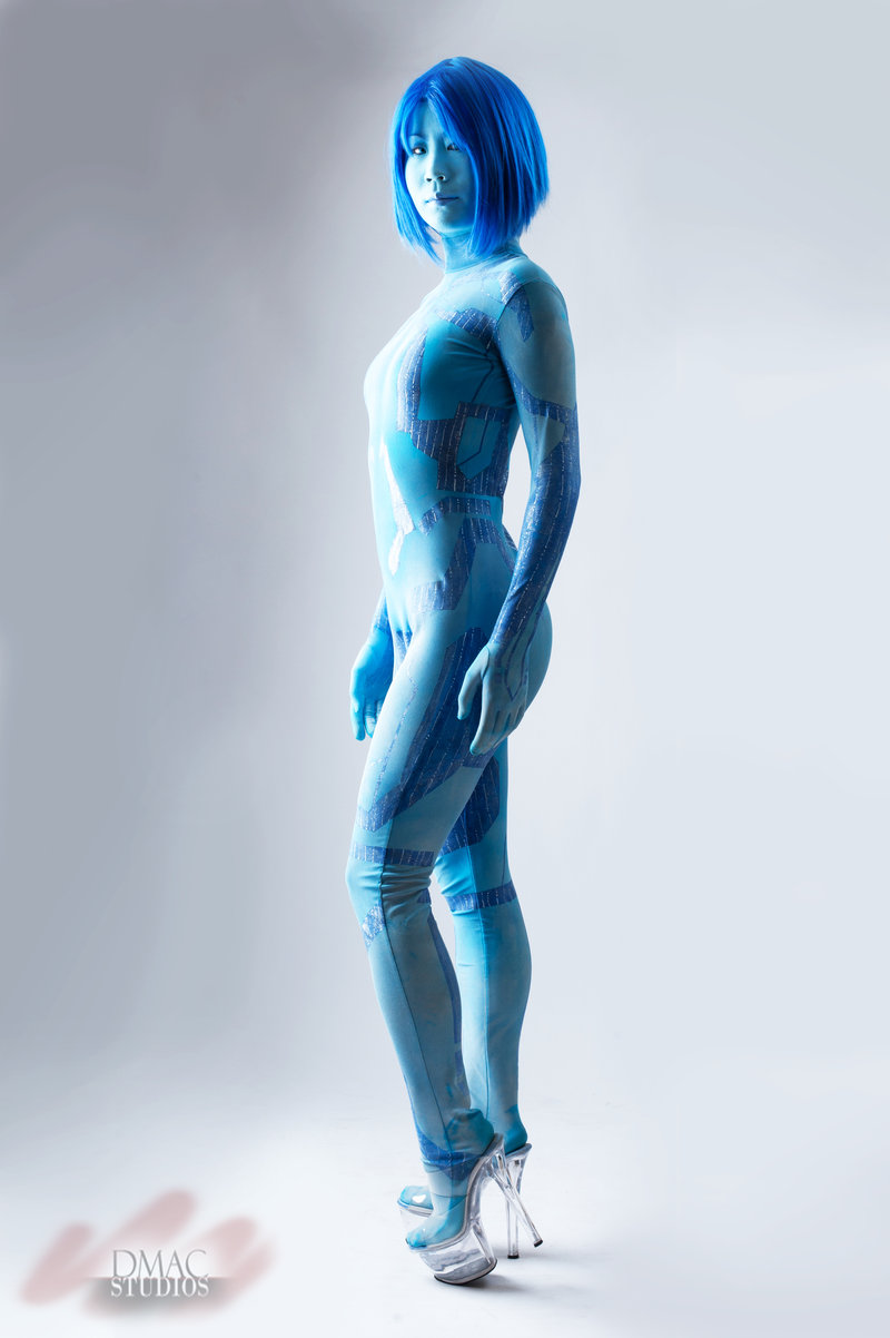 halo___cortana_21_by_hyokenseisou_cosplay-d4fdcdu.jpg