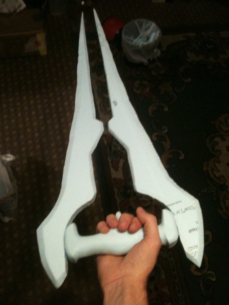 halo_energy_sword_almost_complete_by_jacobp9291-d6ej7gs.jpg