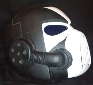 helm1.jpg