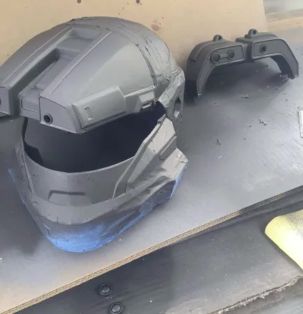 helmet 2.PNG