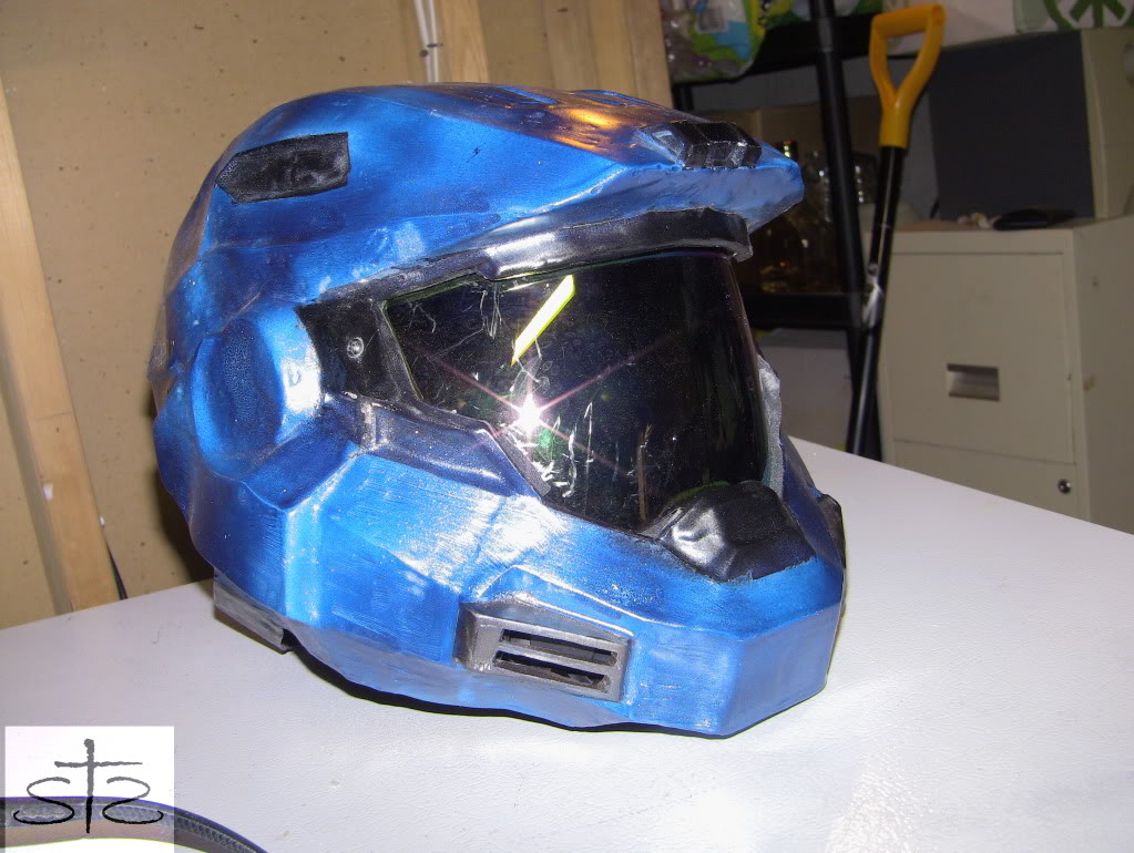 Helmet1.jpg