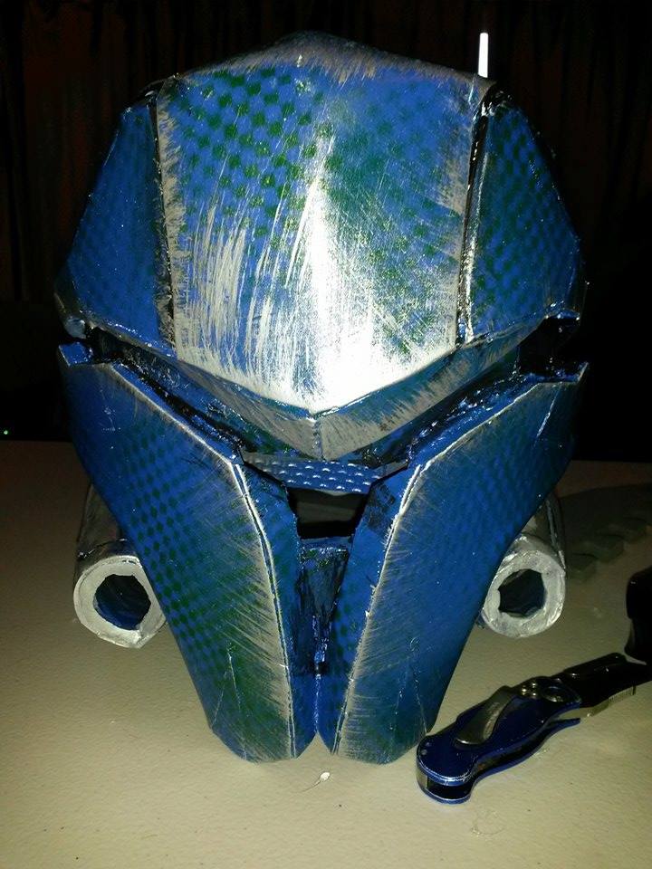 Helmet1.jpg