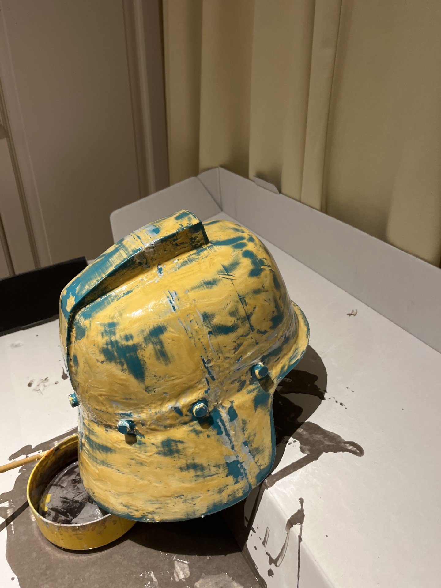 Helmet2.jpg