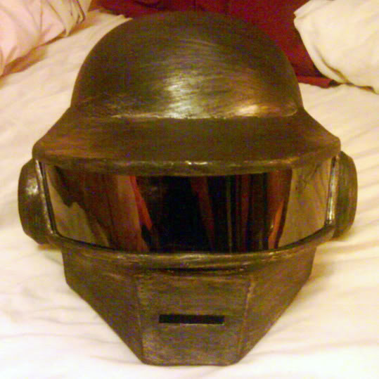 Helmet_1.jpg