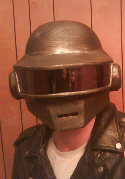 Helmet_3.jpg