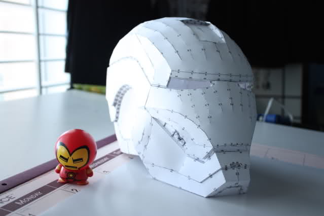Casco iron top man papercraft