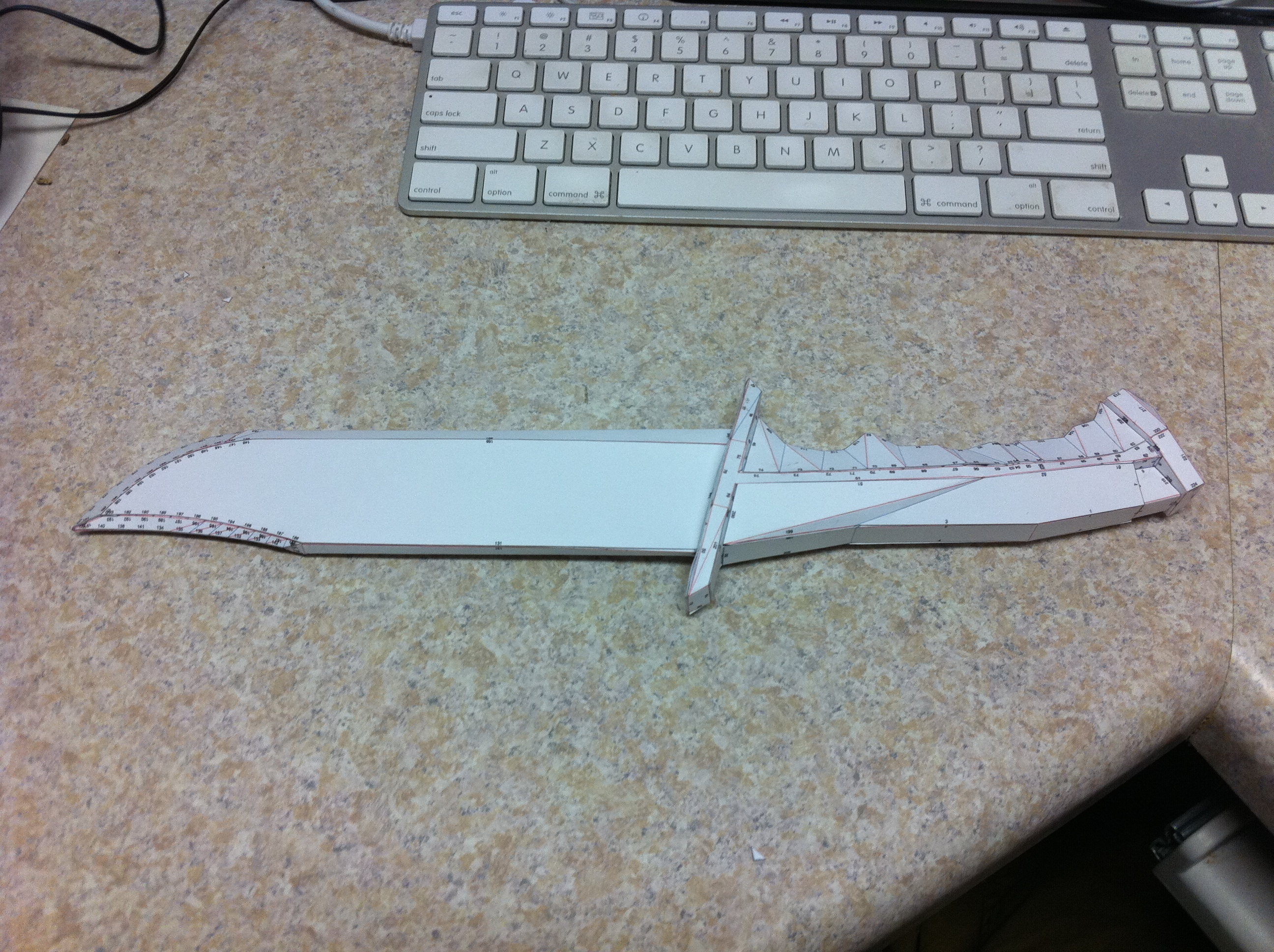 knife1.jpg