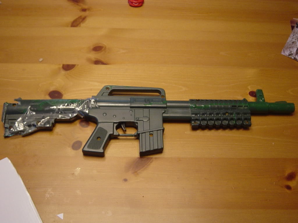 MachineGun001.jpg
