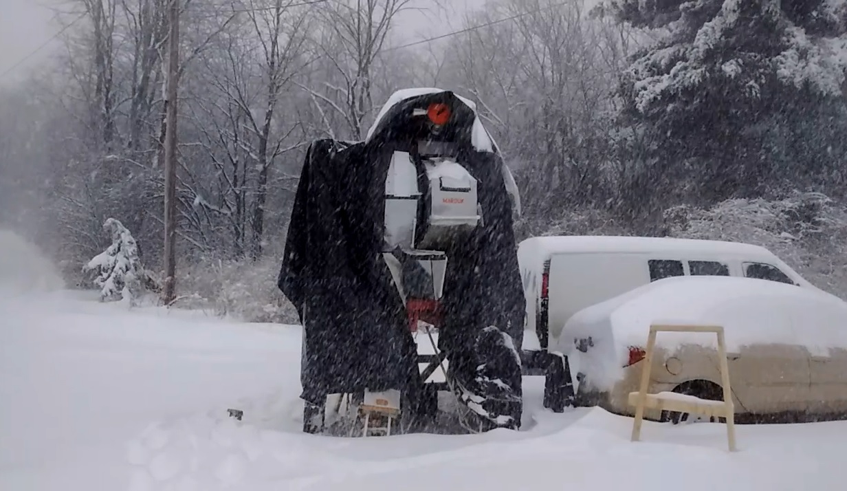 mech in the snow.jpg