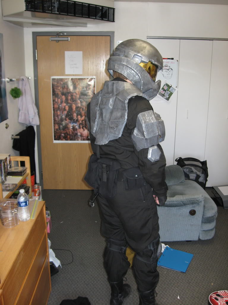 pilotarmor008.jpg