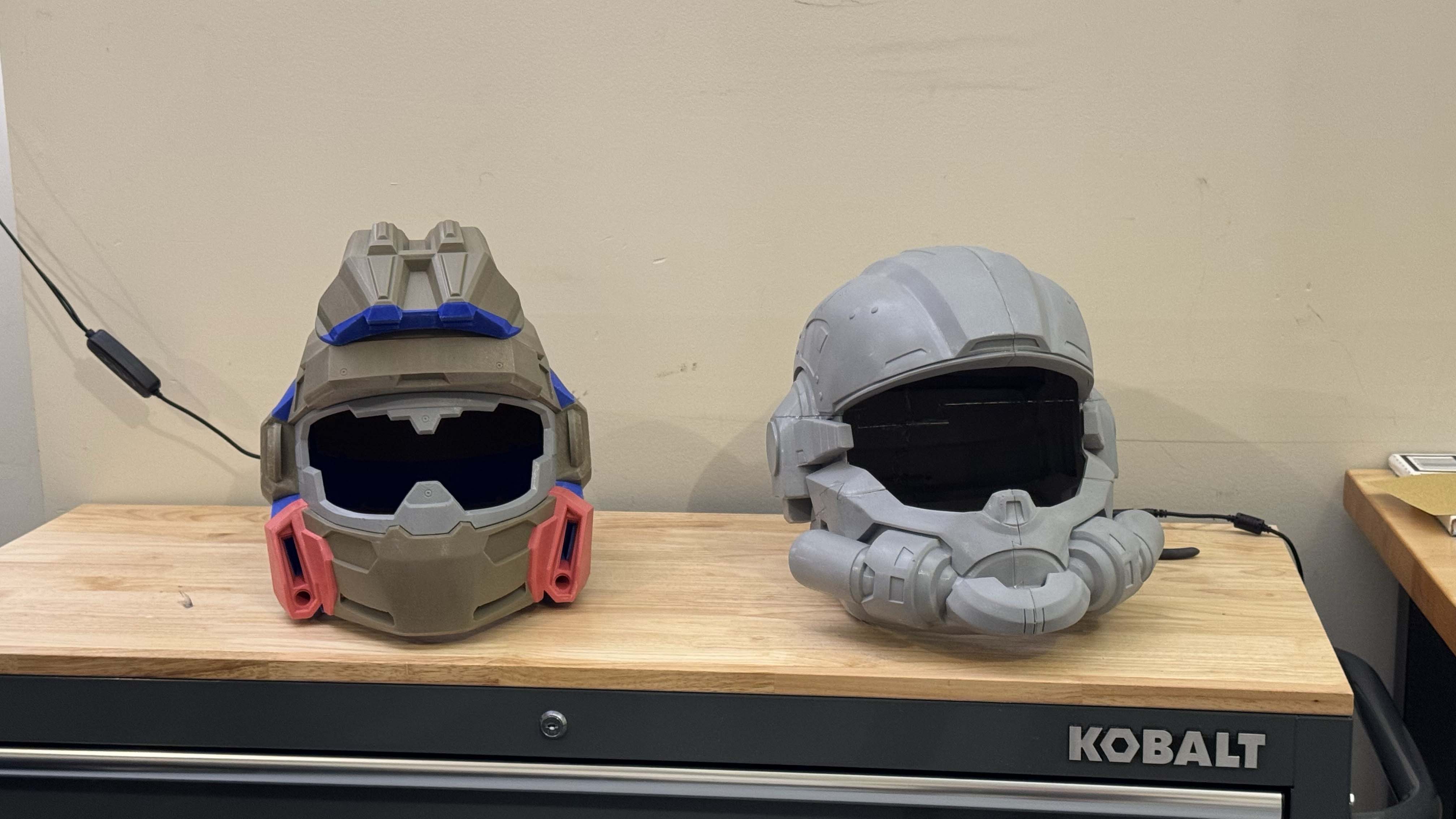 Both helmets printed and assembled.