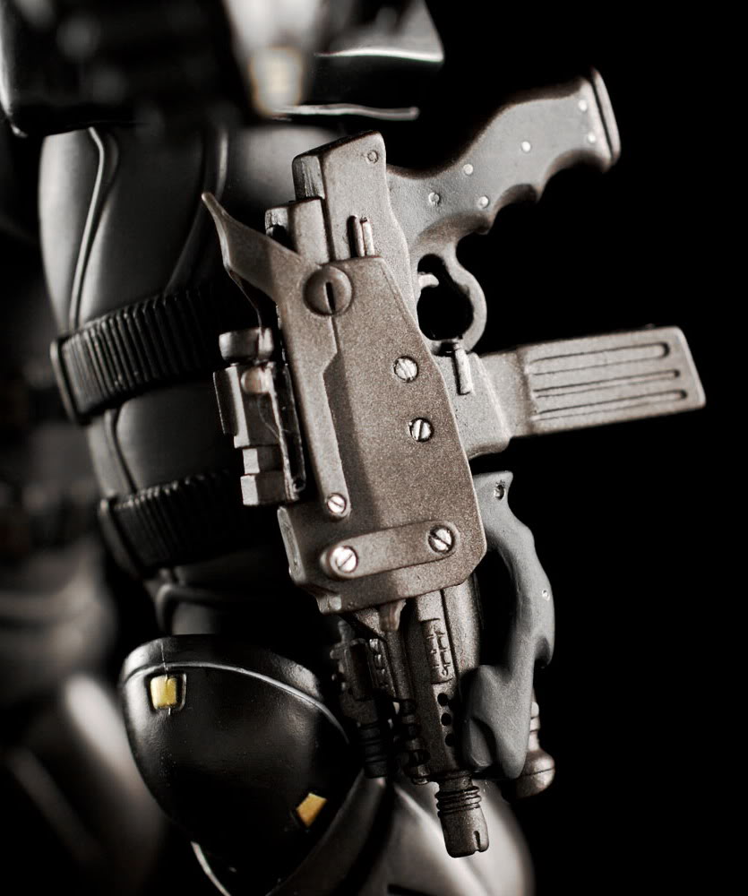 PROMETEUSM-08CYBORGPISTOL08.jpg