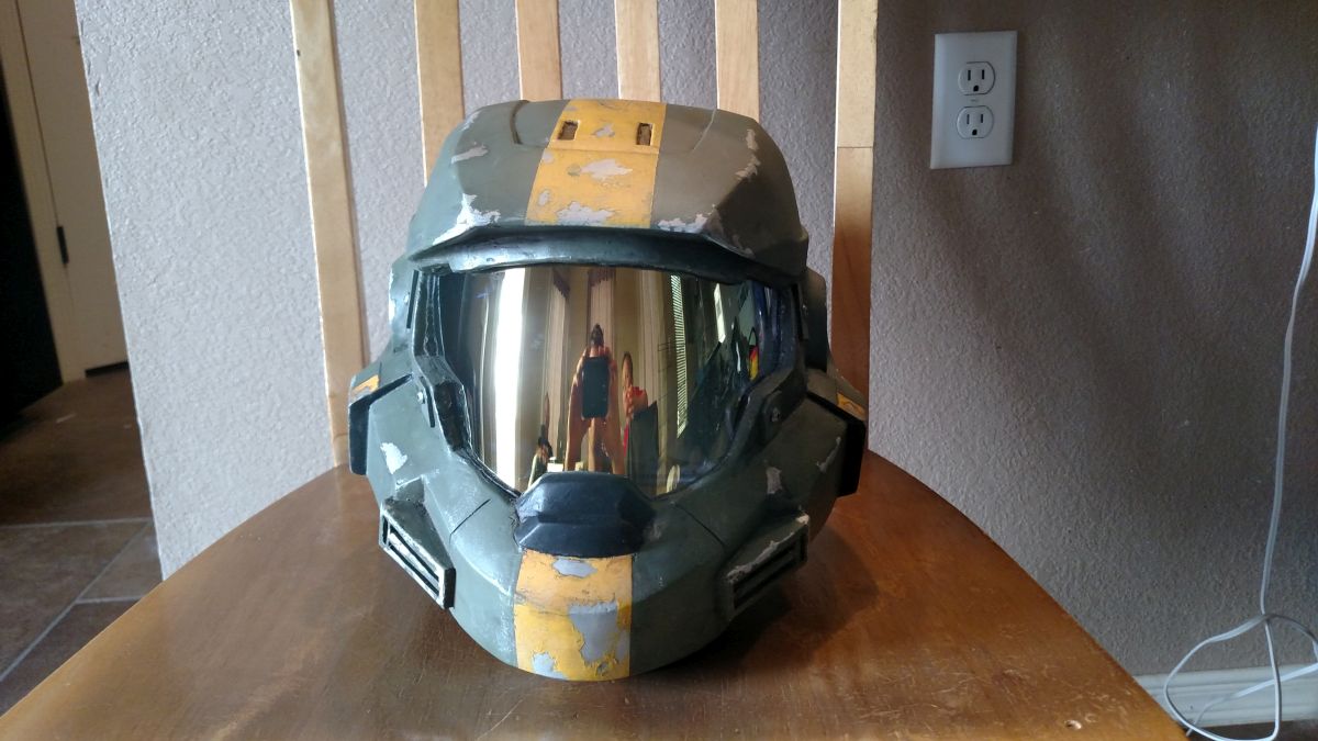 reachhelm1.jpg