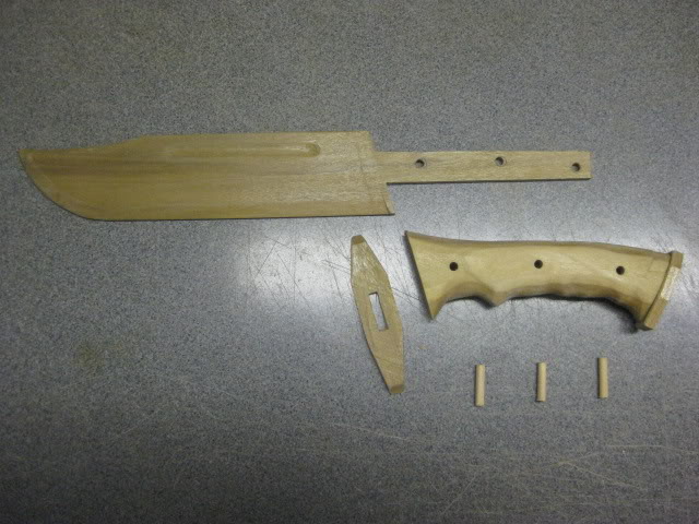 ReachKnife002-1.jpg