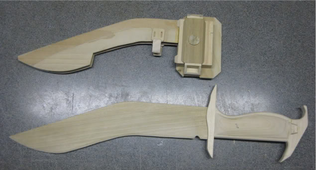ReachKnife060.jpg
