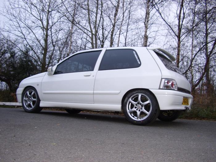 Renault-Clio-65543.jpg