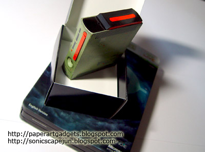 SMALLxboxstand.jpg