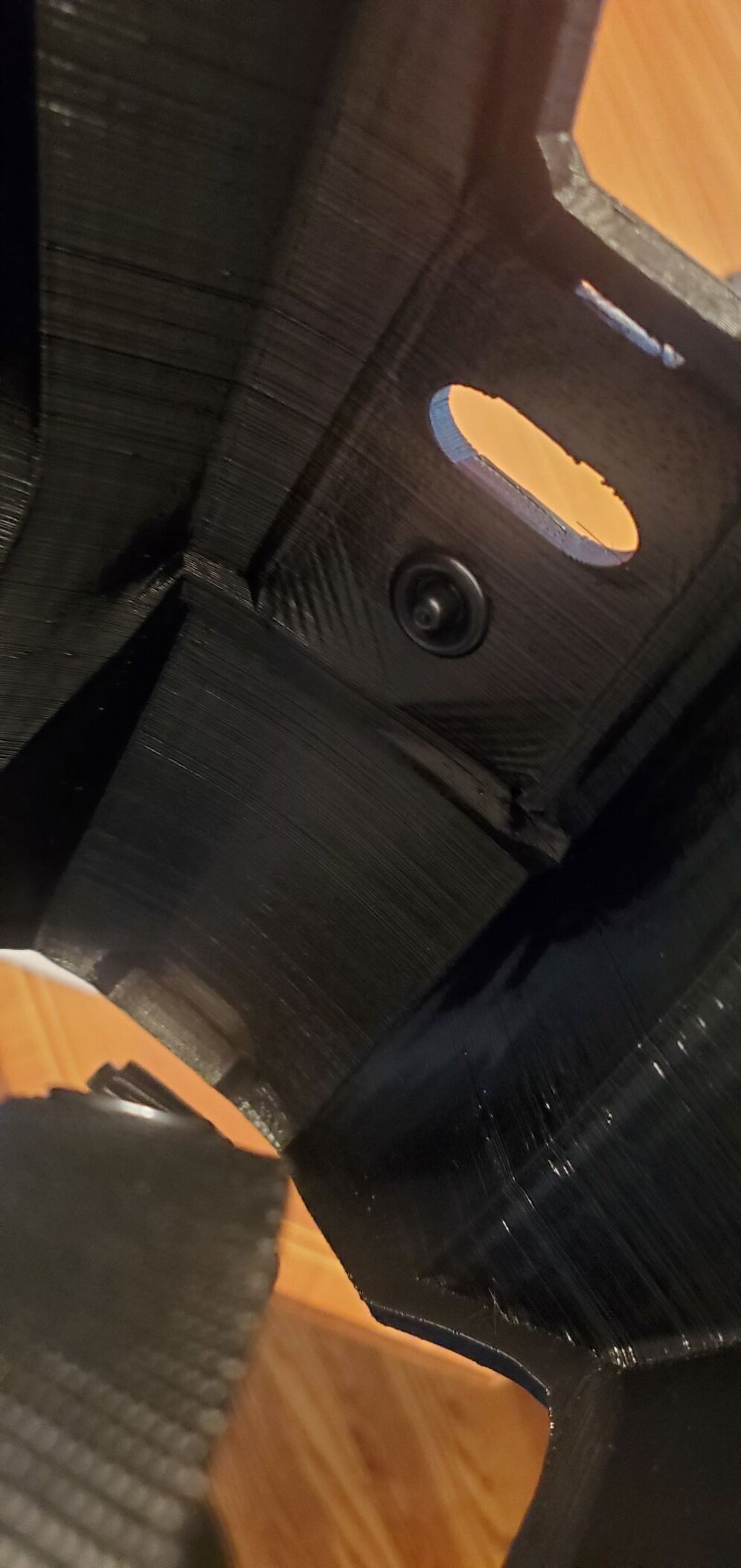 strap unbut.jpg