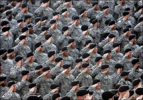 US-GI-military_salute.jpg