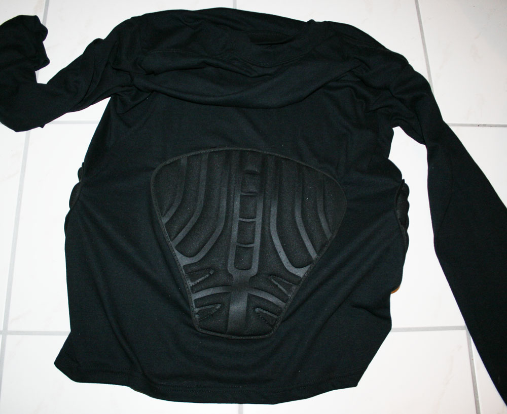 vest_back.jpg