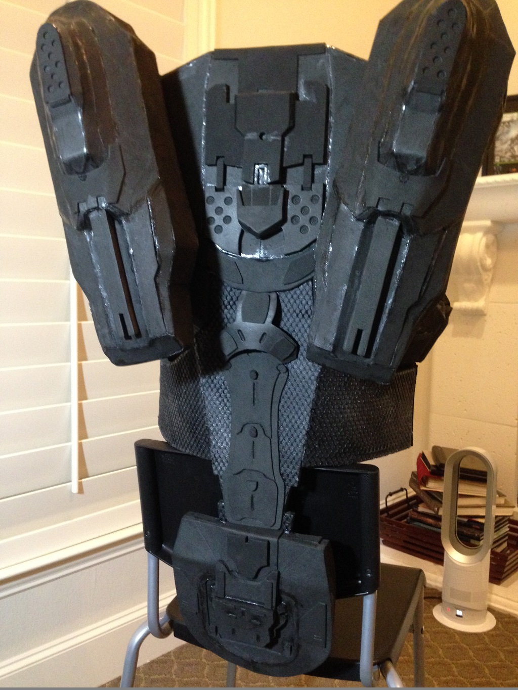 Recruit Armor - back pre-paint